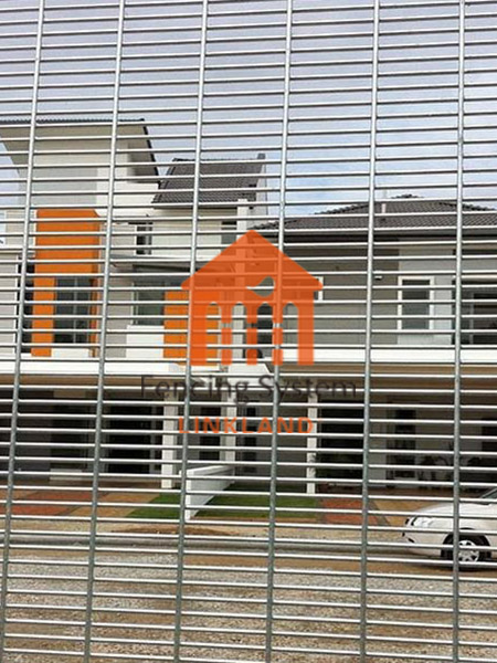 Future Development and Innovation of Prison Mesh Fencing